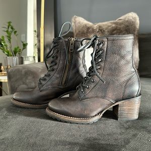 Freebird “Cavalier” Bootie Sz.8